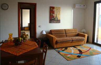  VACANZE IN SICILIA A TRAPPETO
APPARTAMENTI TURISTICI AFFITTASI